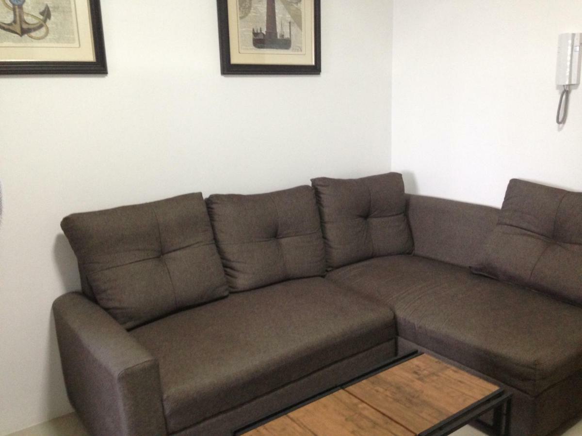 מנילה Shore Residences Moa מראה חיצוני תמונה