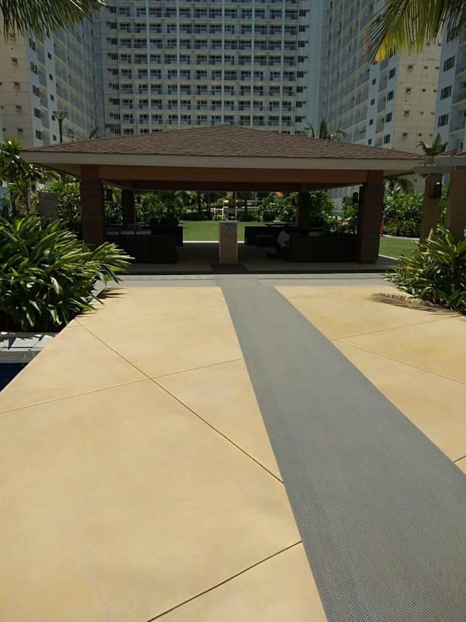 מנילה Shore Residences Moa מראה חיצוני תמונה